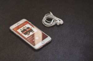 Jak dodać znajomych na Spotify