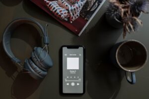 Jak udostępnić muzykę ze Spotify na Instagramie
